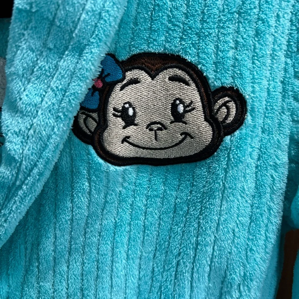 EUC~ Joe Boxer children’s robe, size 10/12.